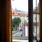 U Krize 3* Prague