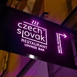 U Krize Hotel Praga