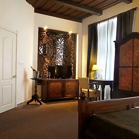 ウ クリジェ 3* プラハ