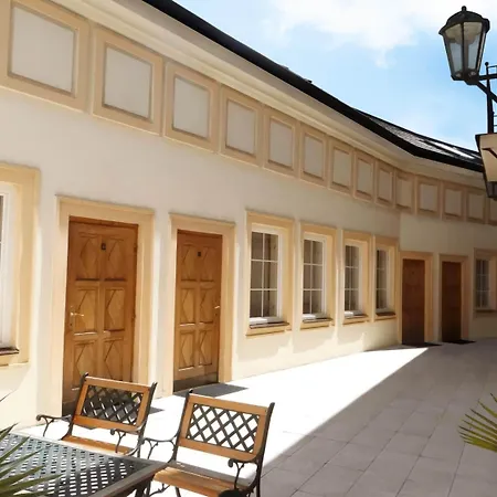 Hotel U Krize 3*