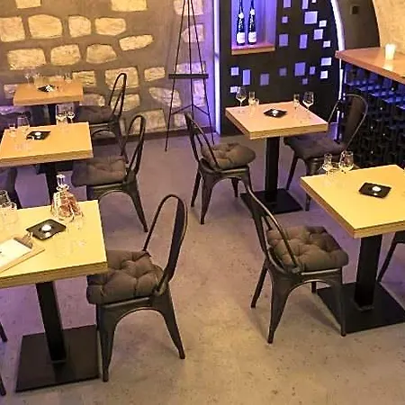 U Krize Hotel