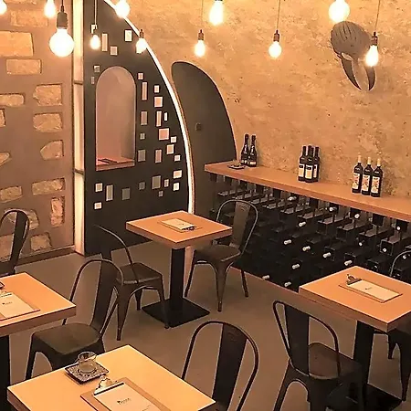 U Krize Hotel